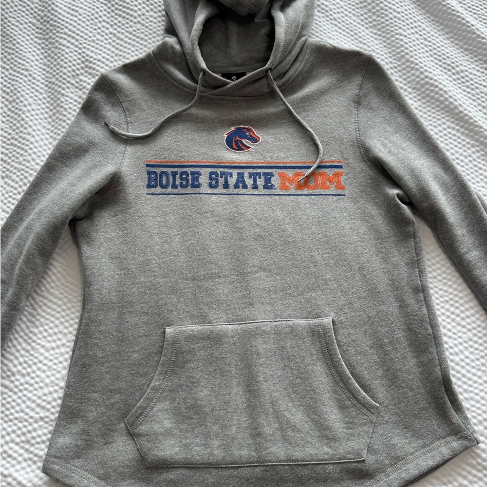 EUC Women’s Gray Boise State Mom Hoodie. Small